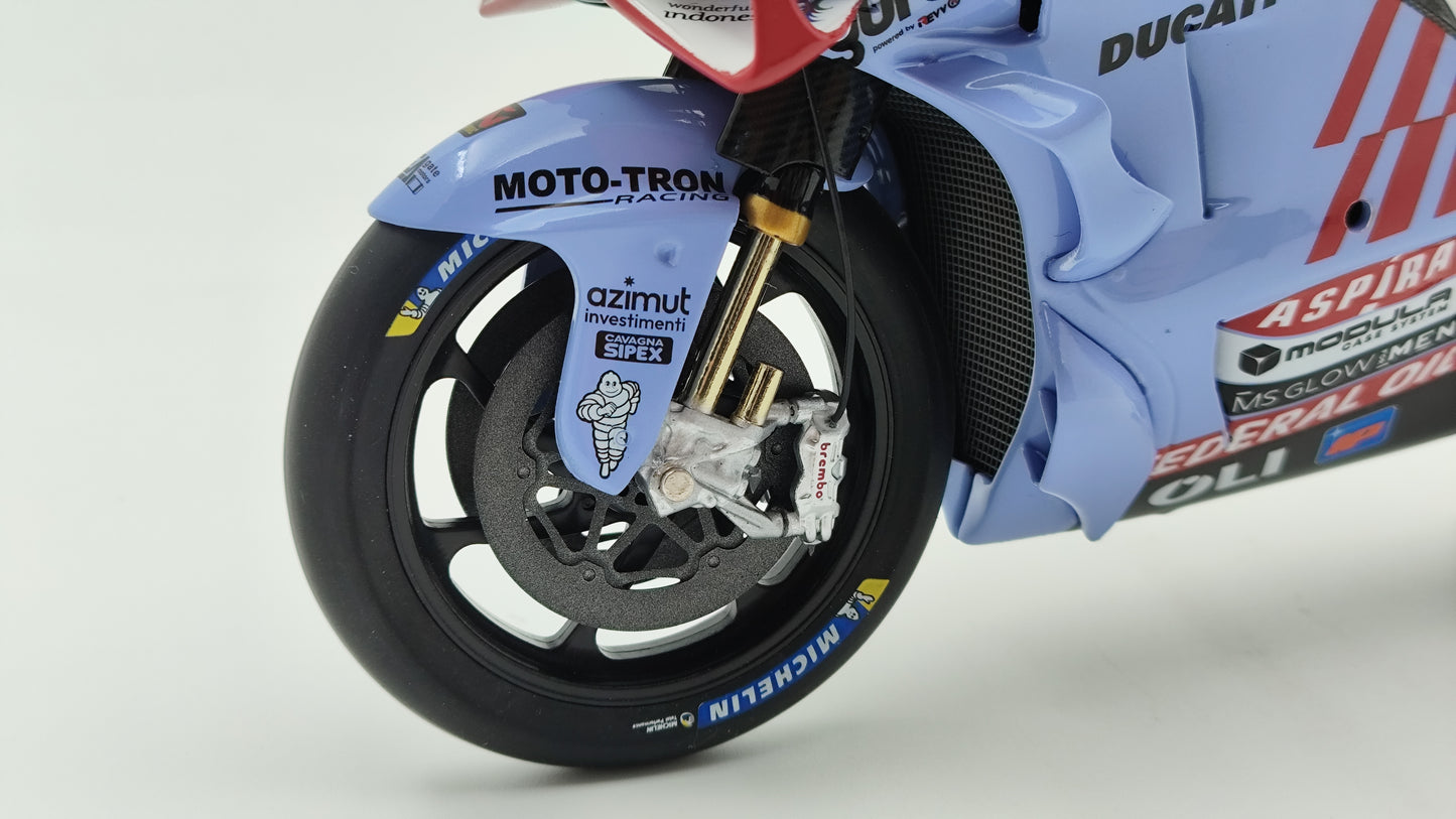 Kiloworks Moto GP Gresini Ducati GP23 Marc Marquez 2024 1/12 KLW0014-05