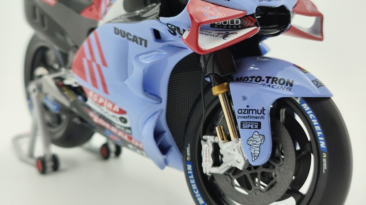 Kiloworks Moto GP Gresini Ducati GP23 Marc Marquez 2024 1/12 KLW0014-05