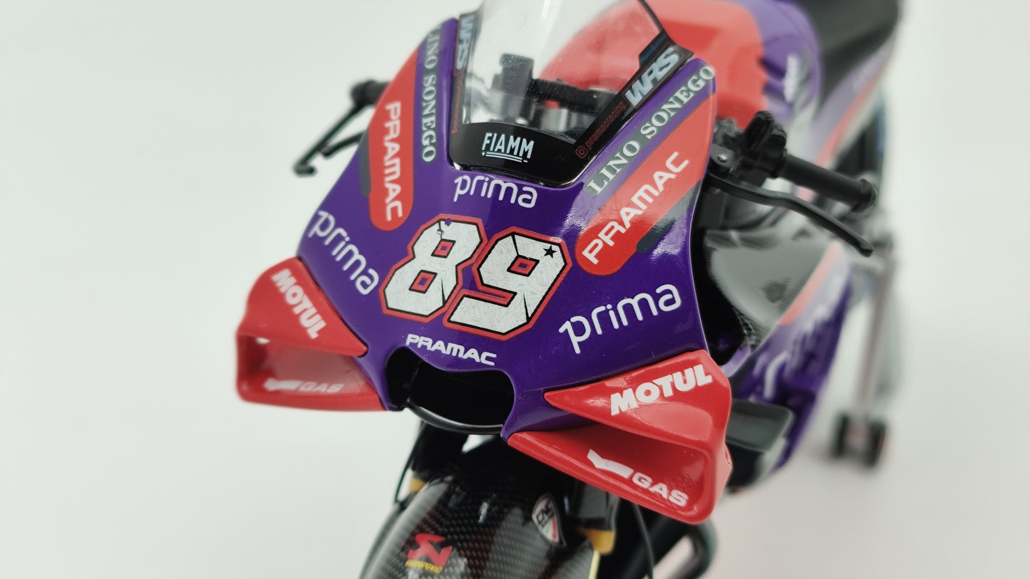 Kiloworks Moto GP Pramac Ducati GP24 Jorge Martin 2024 World Champion 1/12 KLW0015-01