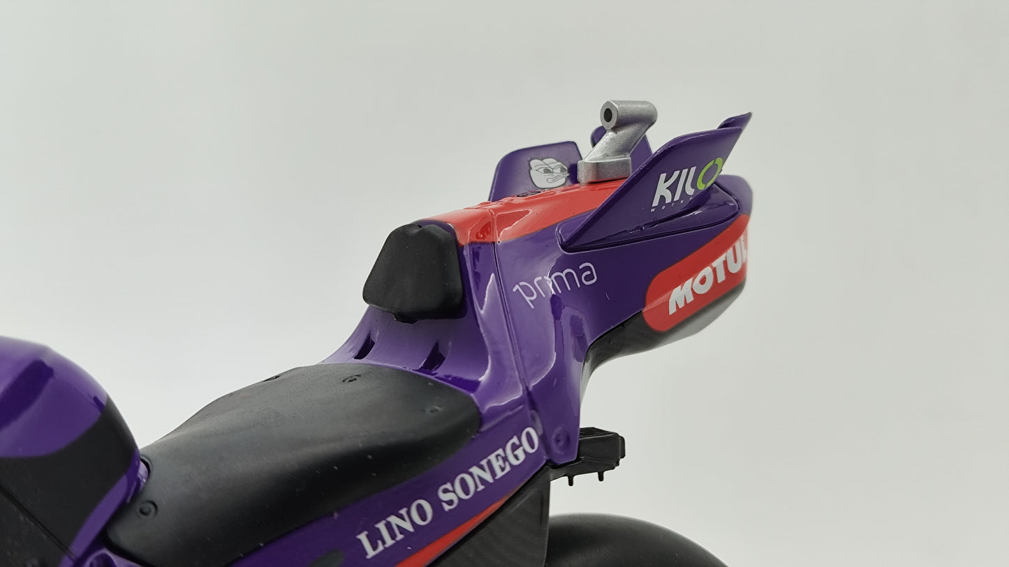 Kiloworks Moto GP Pramac Ducati GP24 Jorge Martin 2024 World Champion 1/12 KLW0015-01