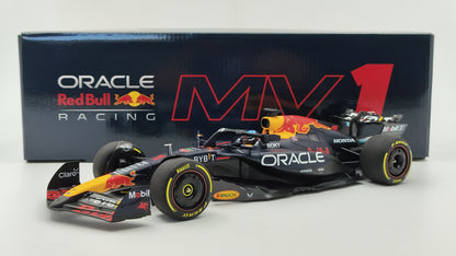 Minichamps Red Bull Honda RB20 Las Vegas GP Max Verstappen F1 2024 World Champion 1/18 110242201