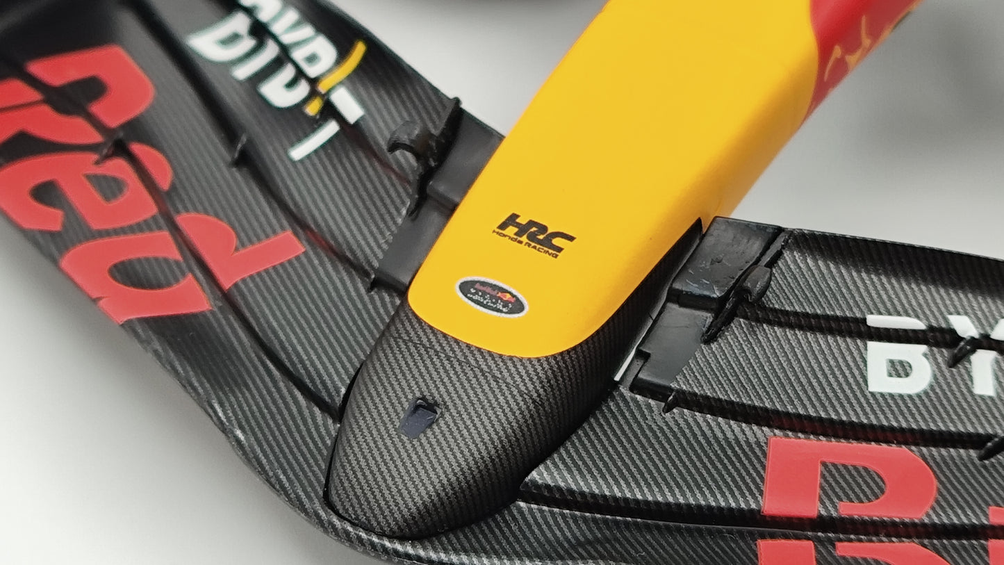 Minichamps Red Bull Honda RB20 Las Vegas GP Max Verstappen F1 2024 World Champion 1/18 110242201