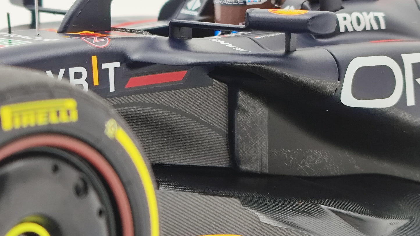 Minichamps Red Bull Honda RB20 Las Vegas GP Max Verstappen F1 2024 World Champion 1/18 110242201