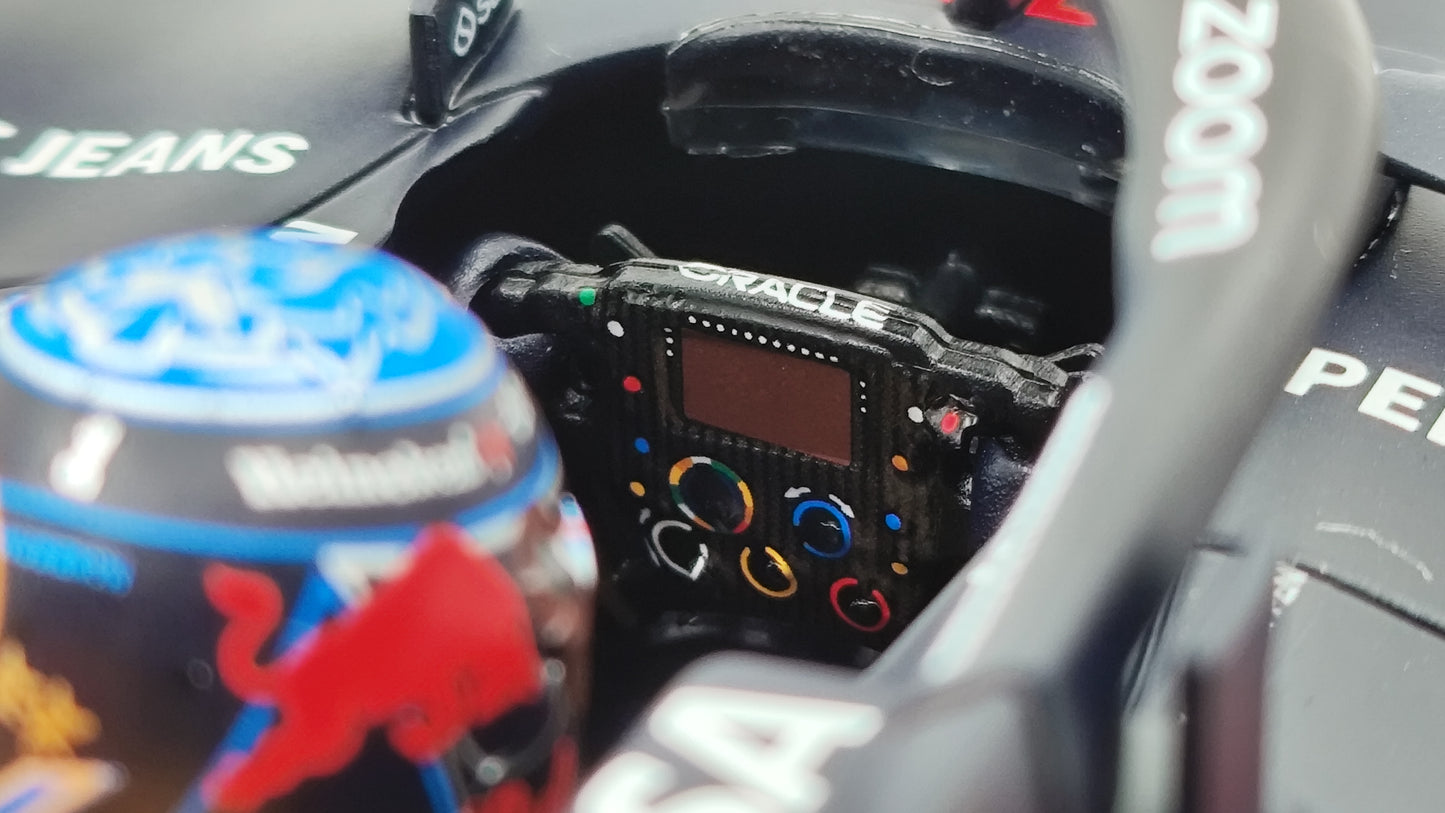 Minichamps Red Bull Honda RB20 Las Vegas GP Max Verstappen F1 2024 World Champion 1/18 110242201