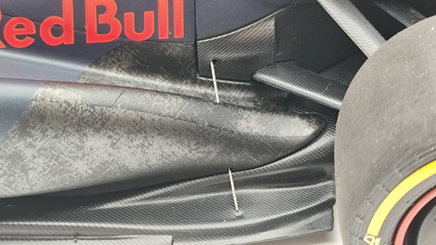 Minichamps Red Bull Honda RB20 Las Vegas GP Max Verstappen F1 2024 World Champion 1/18 110242201