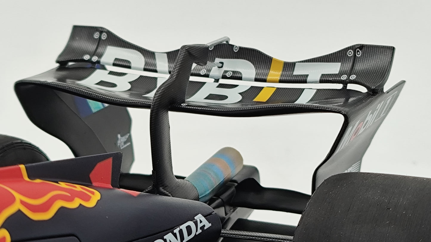 Minichamps Red Bull Honda RB20 Las Vegas GP Max Verstappen F1 2024 World Champion 1/18 110242201