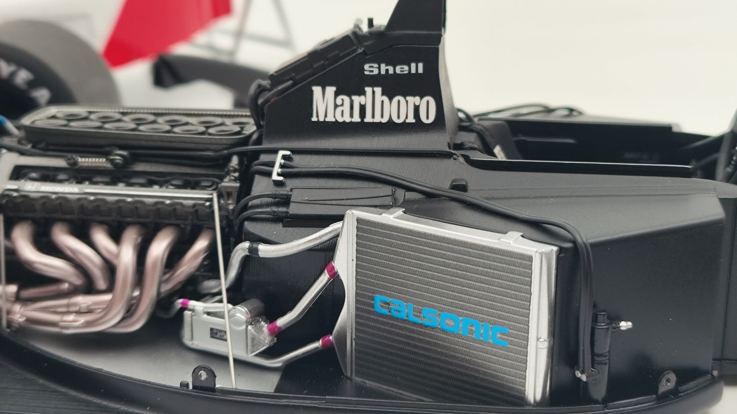 AutoArt Marlboro Mclaren Honda MP4/6 Ayrton Senna Japanese GP Winner 1991 F1 Worldchampion Tobacco Decals AUT89150