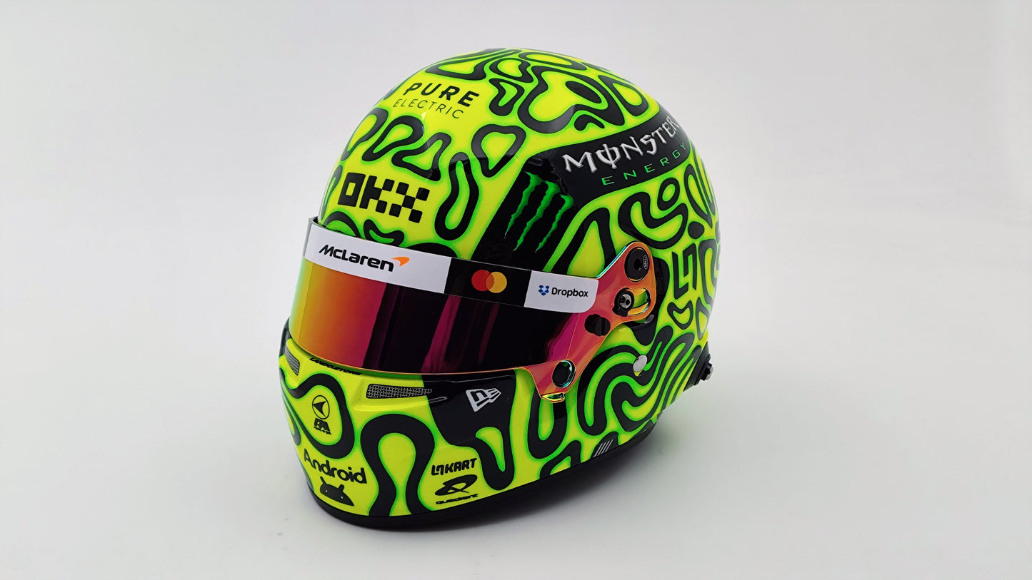 Bell Mini Helmet Lando Norris Mclaren F1 2025 1/2