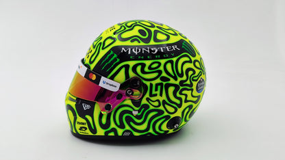 Bell Mini Helmet Lando Norris Mclaren F1 2025 1/2