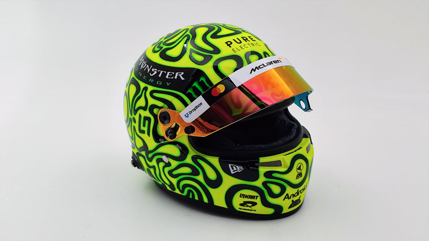 Bell Mini Helmet Lando Norris Mclaren F1 2025 1/2