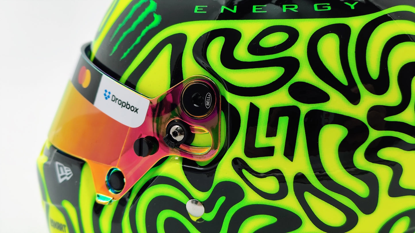 Bell Mini Helmet Lando Norris Mclaren F1 2025 1/2