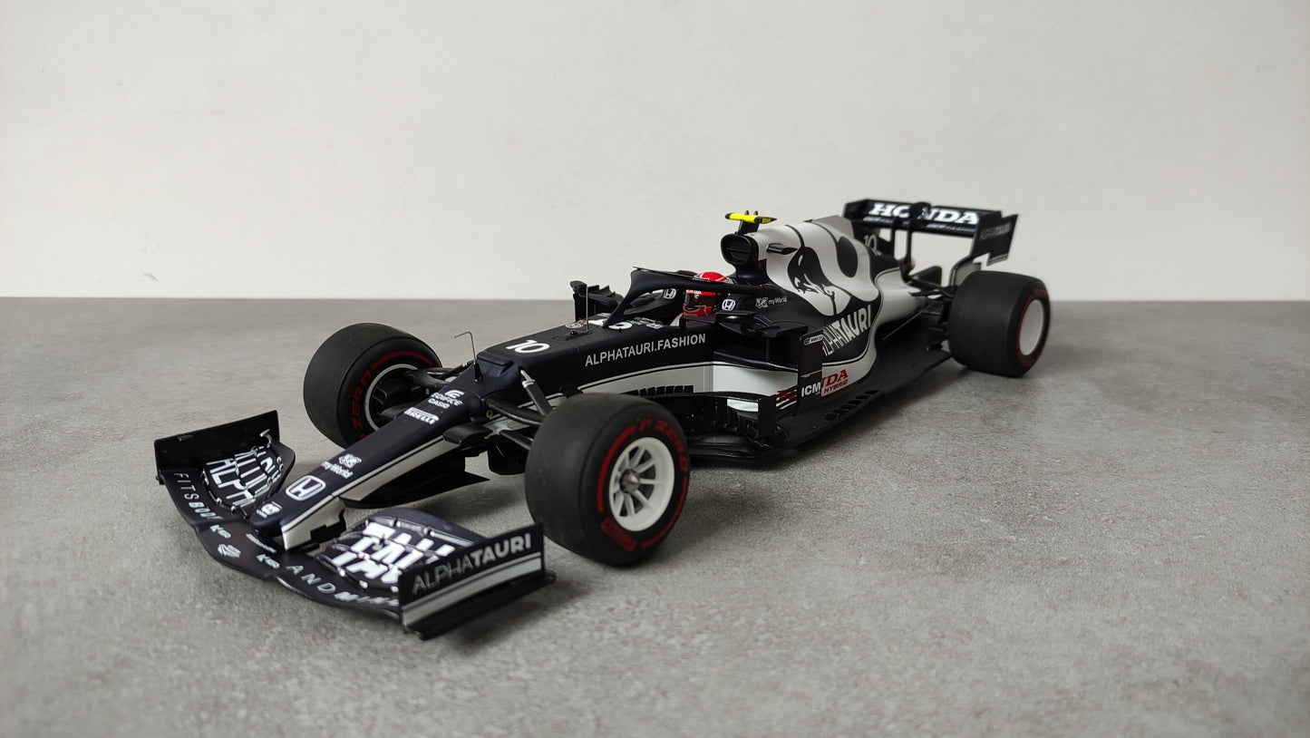 Spark AlphaTauri Honda AT02 Pierre Gasly 2021 Azerbaijan GP 1/18 18S591