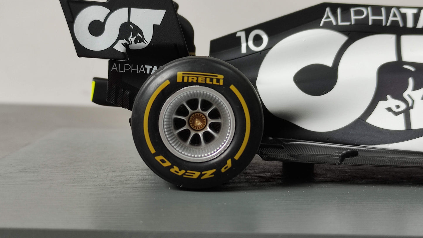 Spark AlphaTauri AT01 Honda Pierre Gasly 2020 Italian GP Winner 1/18 18S487