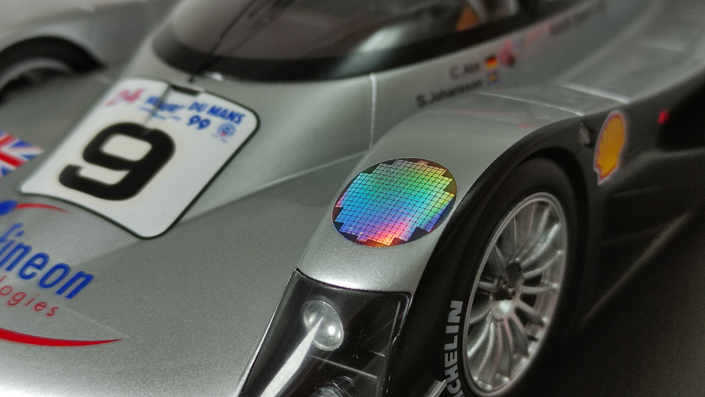 Spark Audi R8C N°9 24H Le Mans 1999 Audi Sport UK 1/18 18S339