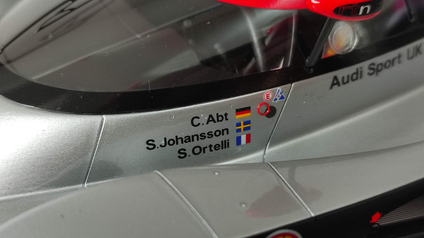 Spark Audi R8C N°9 24H Le Mans 1999 Audi Sport UK 1/18 18S339