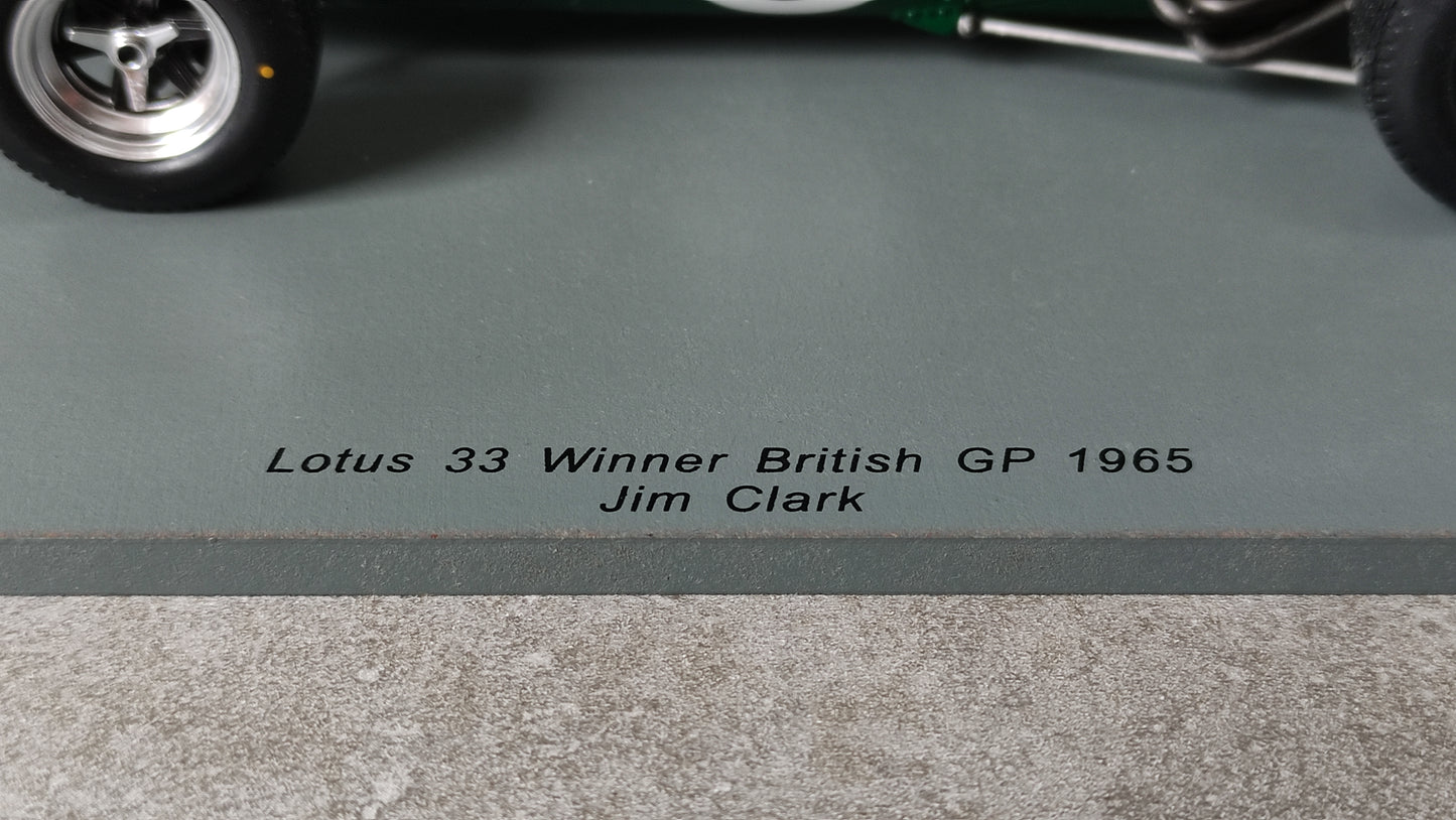 Spark Lotus 33 Jim Clark winner British GP 1965 1/18 18S416