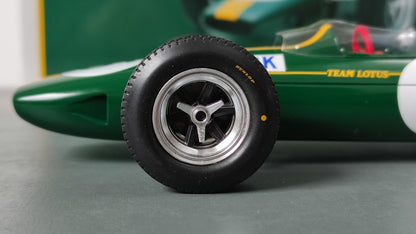 Spark Lotus 33 Jim Clark winner British GP 1965 1/18 18S416