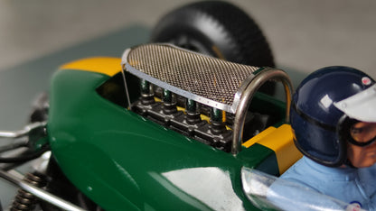 Spark Lotus 33 Jim Clark winner British GP 1965 1/18 18S416