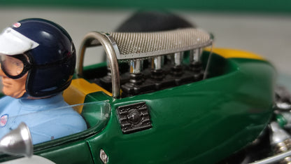 Spark Lotus 33 Jim Clark winner British GP 1965 1/18 18S416