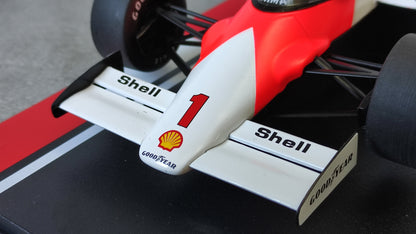 Model Car Group Marlboro Mclaren TAG MP4/2b Niki Lauda 1985 winner Dutch GP 1/18 MCG18607F