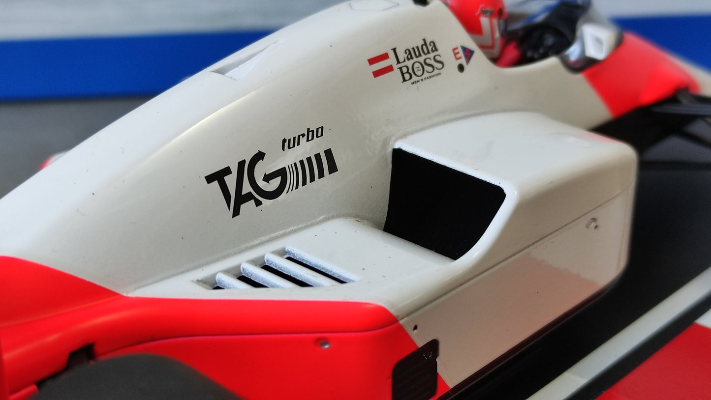 Model Car Group Mclaren TAG MP4/2b Niki Lauda 1985 winner Dutch GP 1/18 MCG18607F