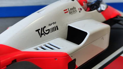 Model Car Group Mclaren TAG MP4/2b Niki Lauda 1985 winner Dutch GP 1/18 MCG18607F