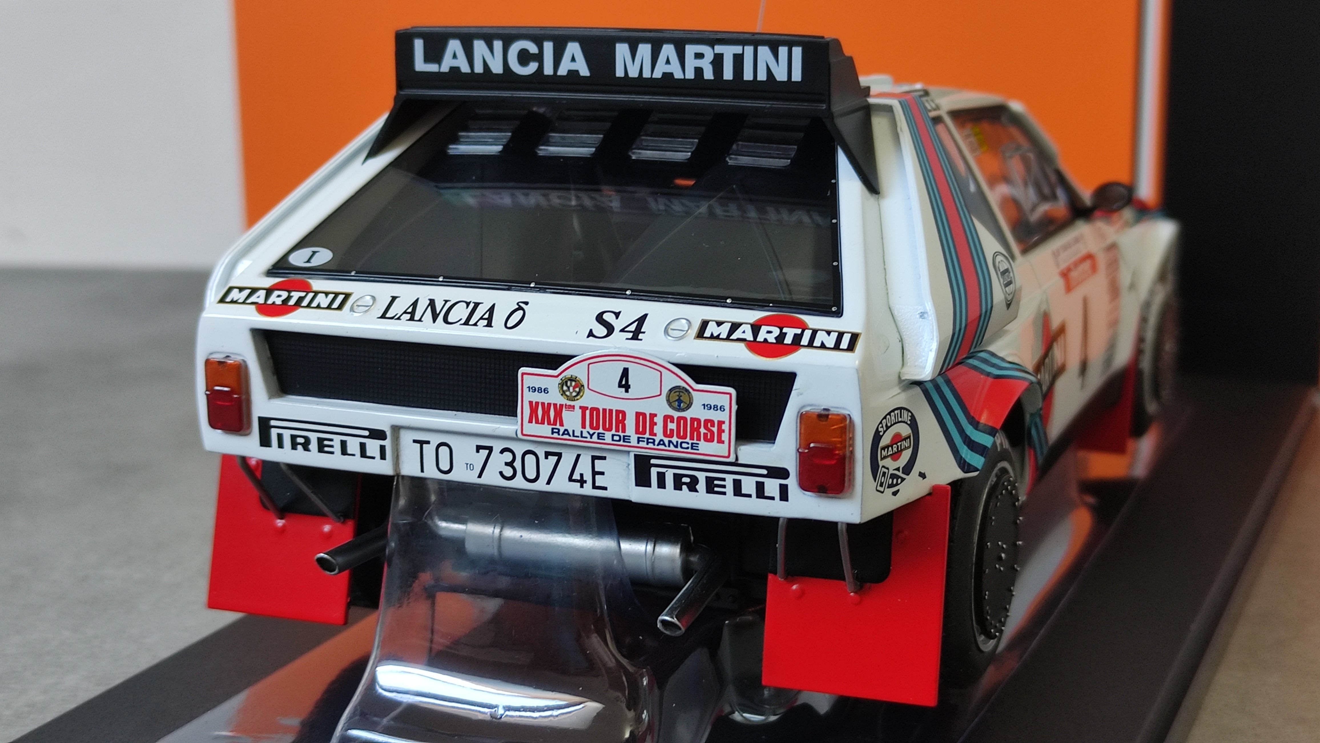 IXO Lancia Delta S4 Henri Toivonen/Cresto 1986 Tour de Corse 1/18