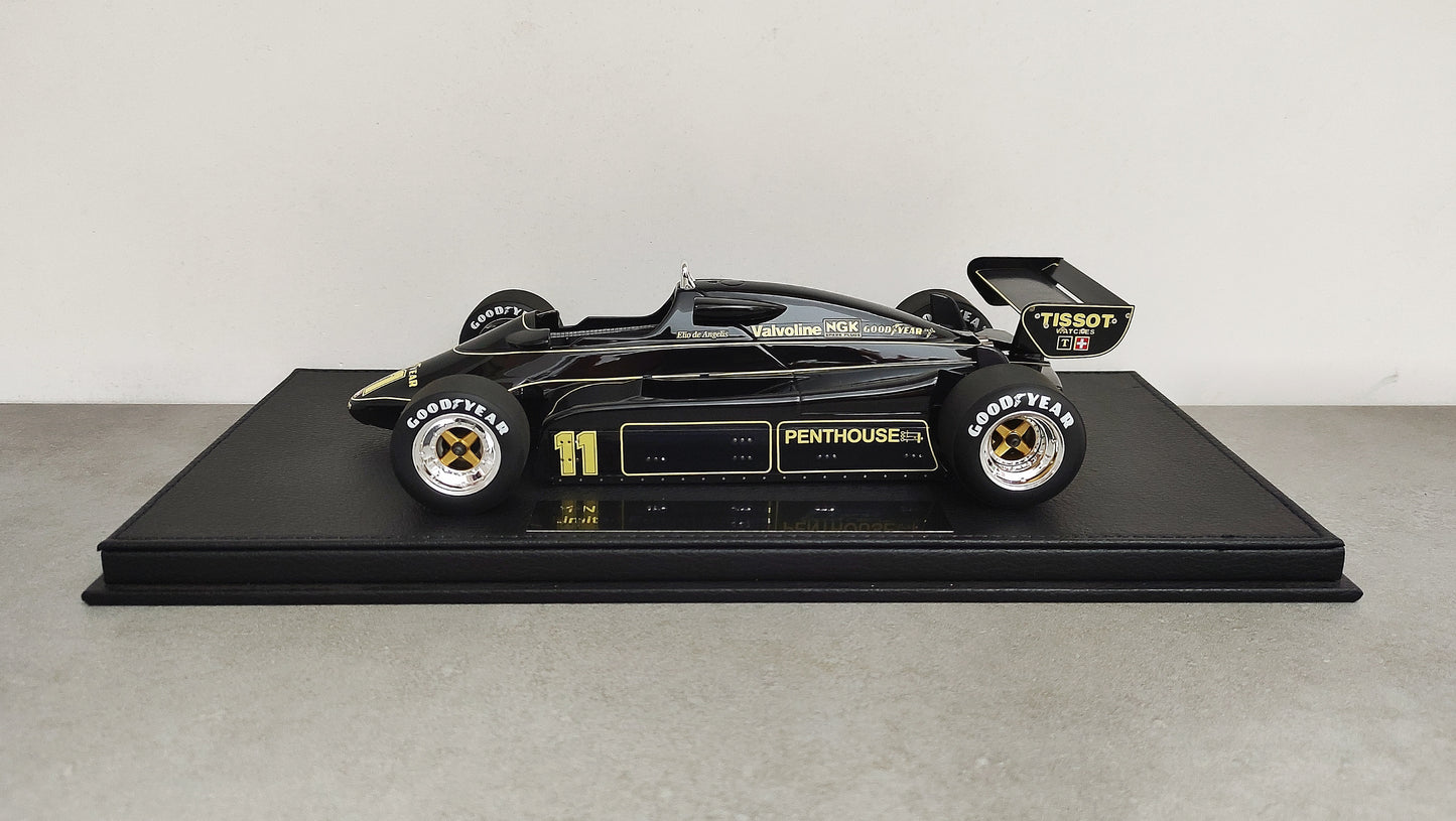 GP Replicas JPS Lotus Ford 91 Elio de Angelis 1982 1/18 GP066A