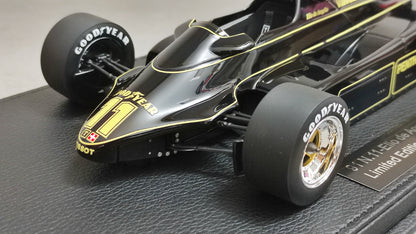 GP Replicas JPS Lotus Ford 91 Elio de Angelis 1982 1/18 GP066A