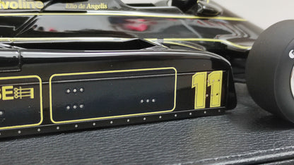 GP Replicas JPS Lotus Ford 91 Elio de Angelis 1982 1/18 GP066A