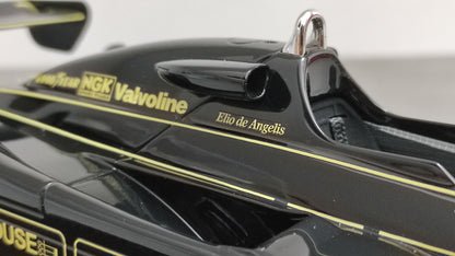 GP Replicas JPS Lotus Ford 91 Elio de Angelis 1982 1/18 GP066A