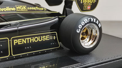 GP Replicas JPS Lotus Ford 91 Elio de Angelis 1982 1/18 GP066A