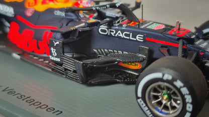 Spark Red Bull Honda RB16B Max Verstappen Winner Dutch GP 2021 F1 Worldchampion 1/43 S7686