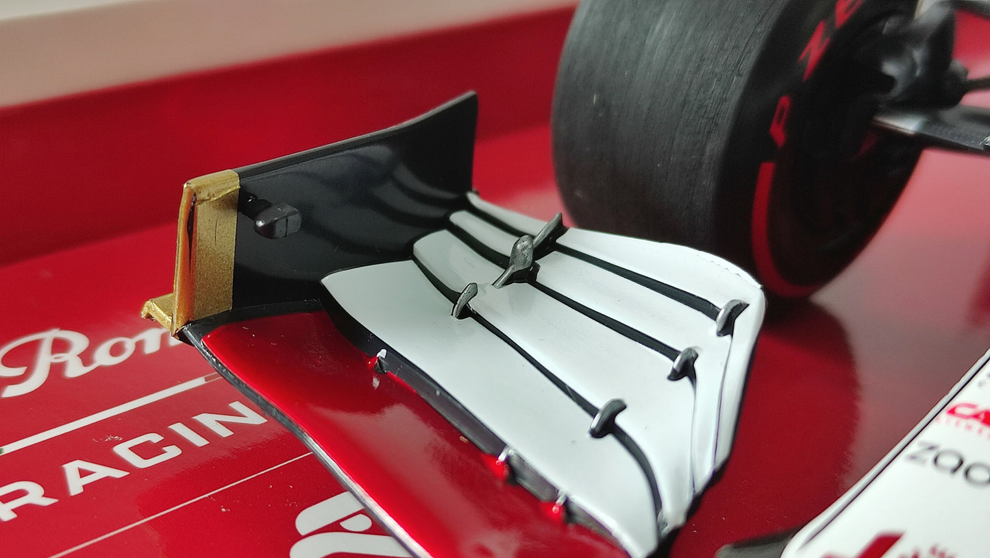 Minichamps Alfa Romeo Ferrari C41 Kimi Raikkonen 2021 Bahrain GP 1/18 Limited Edition 150 pcs.