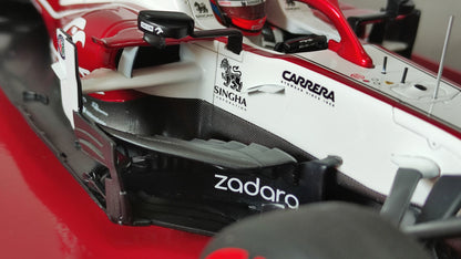 Minichamps Alfa Romeo Ferrari C41 Kimi Raikkonen 2021 Bahrain GP 1/18 Limited Edition 150 pcs.