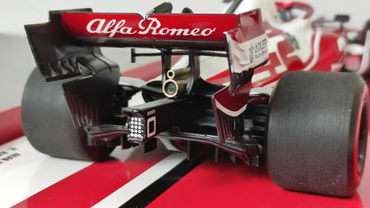 Minichamps Alfa Romeo Ferrari C41 Kimi Raikkonen 2021 Bahrain GP 1/18 Limited Edition 150 pcs.