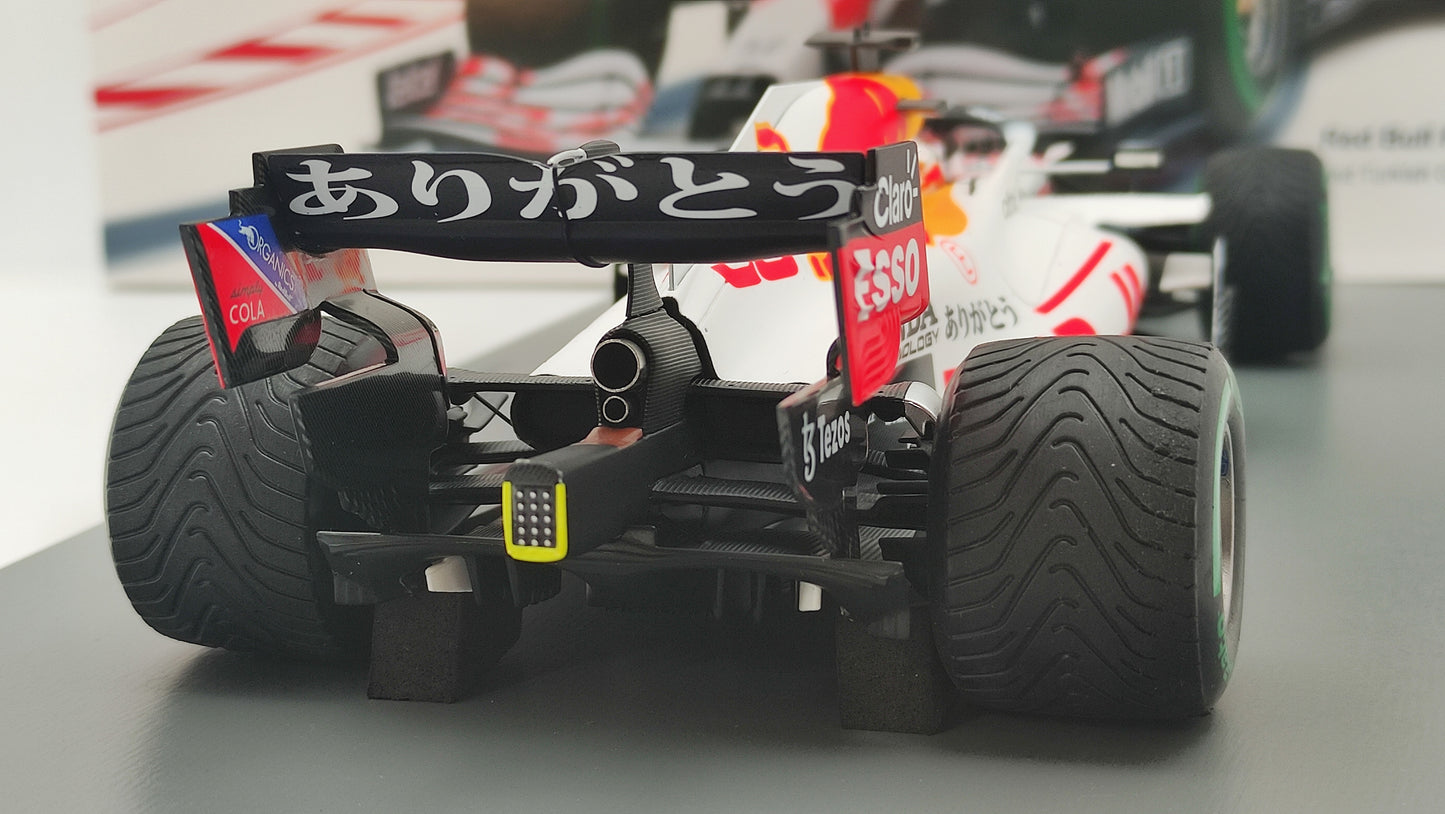 Spark Red Bull Honda RB16b Max Verstappen Turkish GP F1 World Champion 2021 1/18 18S605