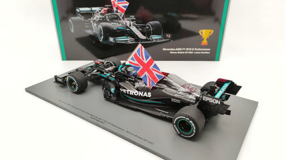Spark AMG Mercedes W12 Lewis Hamilton 2021 British GP winner 1/18 18S599