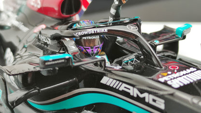 Spark AMG Mercedes W12 Lewis Hamilton 2021 British GP winner 1/18 18S599