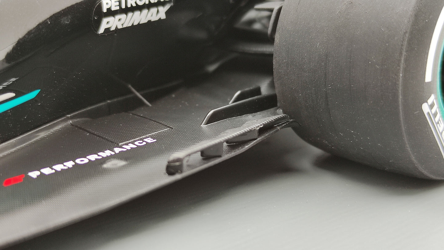 Spark AMG Mercedes W12 Lewis Hamilton 2021 British GP winner 1/18 18S599