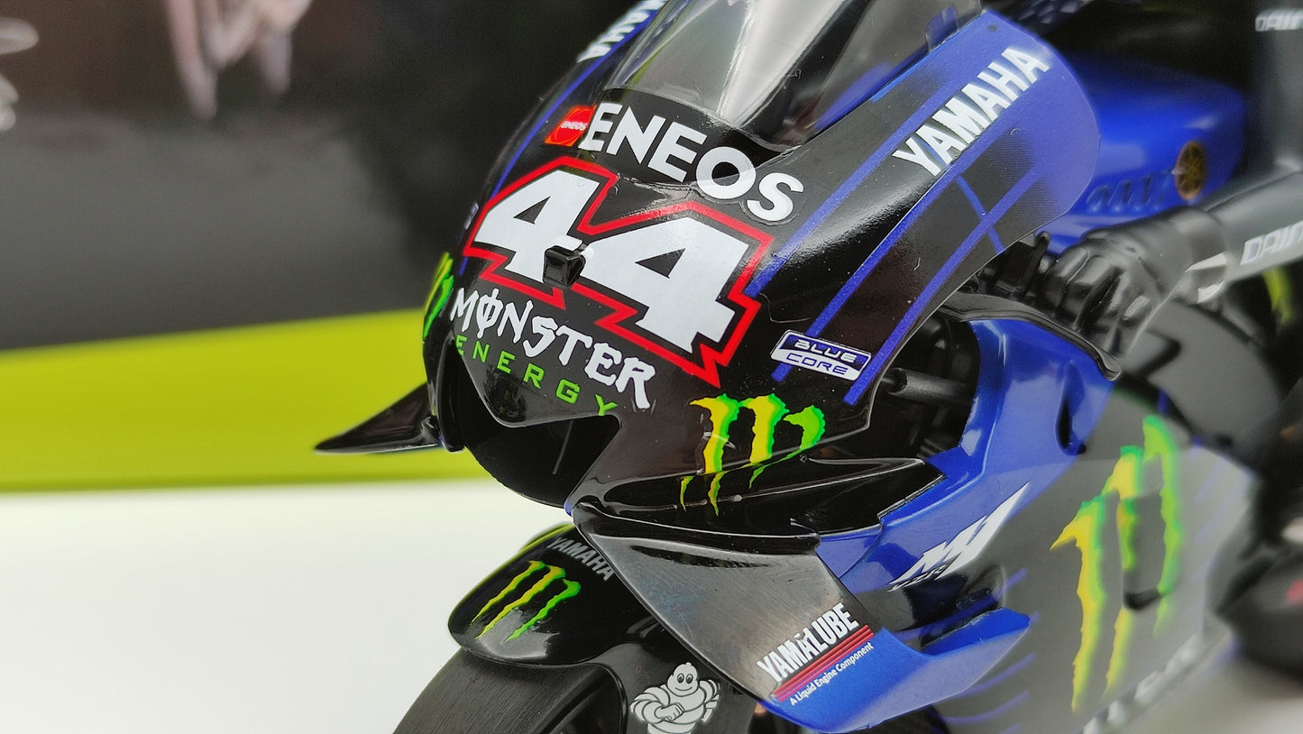 Minichamps Moto GP Yamaha YZR-M1 2 bike set Valentino Rossi Lewis Hamilton 1/12 Valencia 2019 Limited Edition 1446 pcs.