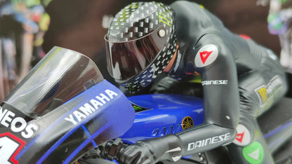 Minichamps Moto GP Yamaha YZR-M1 2 bike set Valentino Rossi Lewis Hamilton 1/12 Valencia 2019 Limited Edition 1446 pcs.