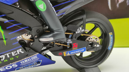 Minichamps Moto GP Yamaha YZR-M1 2 bike set Valentino Rossi Lewis Hamilton 1/12 Valencia 2019 Limited Edition 1446 pcs.