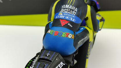 Minichamps Moto GP Yamaha YZR-M1 2 bike set Valentino Rossi Lewis Hamilton 1/12 Valencia 2019 Limited Edition 1446 pcs.