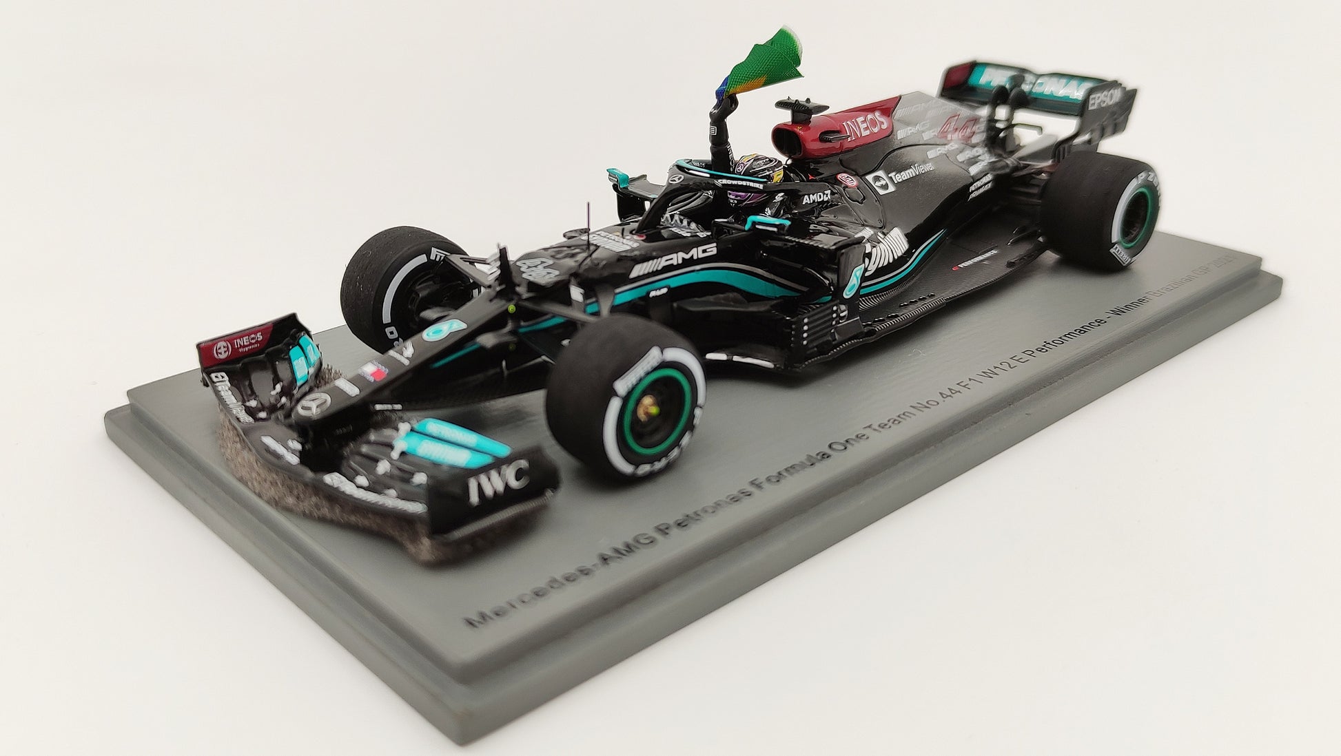 Spark AMG Mercedes W12 Lewis Hamilton 2021 Brazilian GP winner 1/43 S7 –  racepassionstore