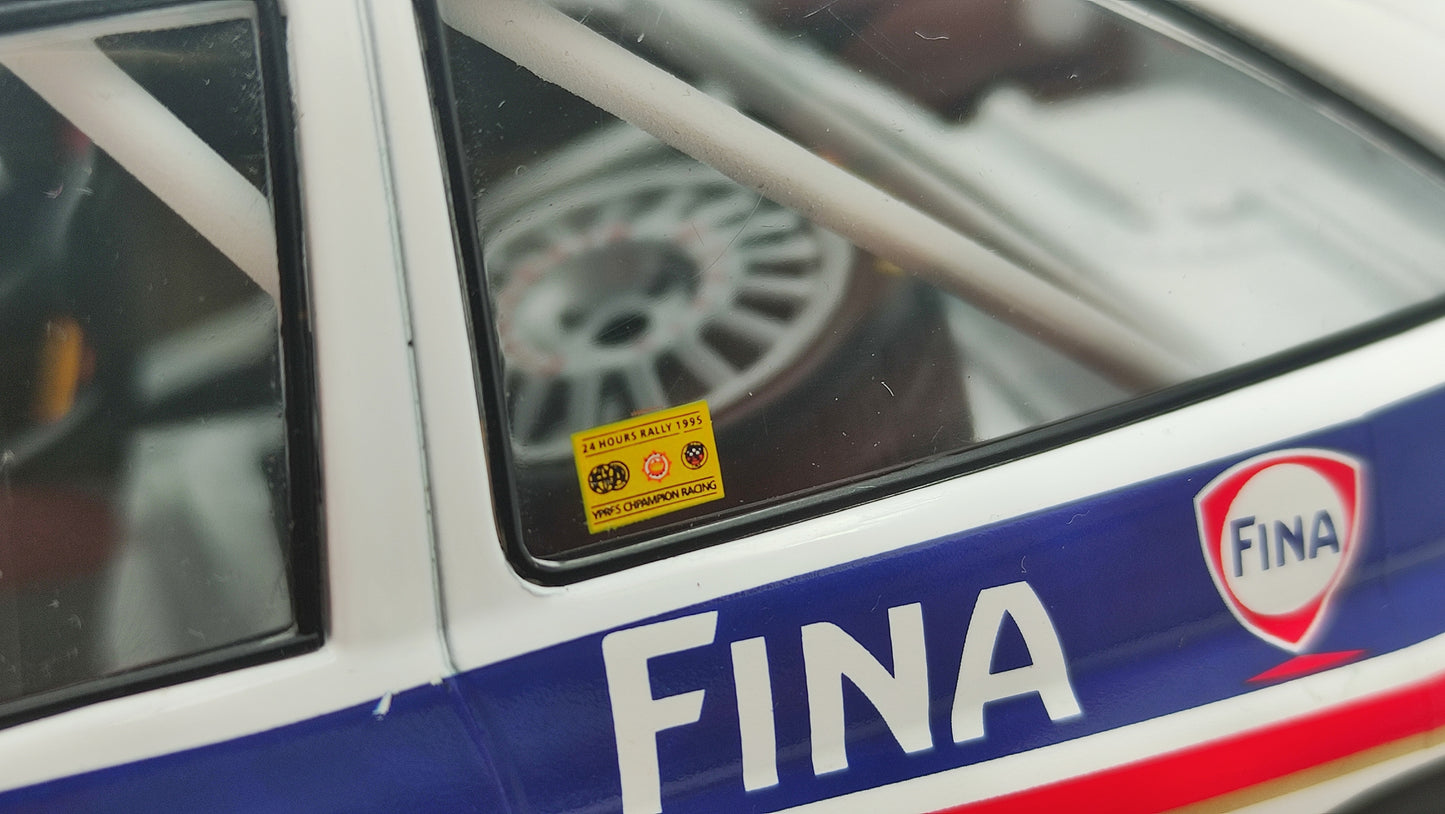 IXO Ford Escort RS Cosworth Nr.3 bastos 24hrs Ypres 1995 P.Snijers/D.Colebunders 1/18 IXO18RMC091A.20