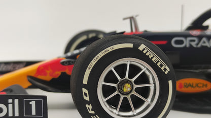 Minichamps Red Bull Honda RB16b Abu Dhabi GP Winner Max Verstappen 1/18 1102017733