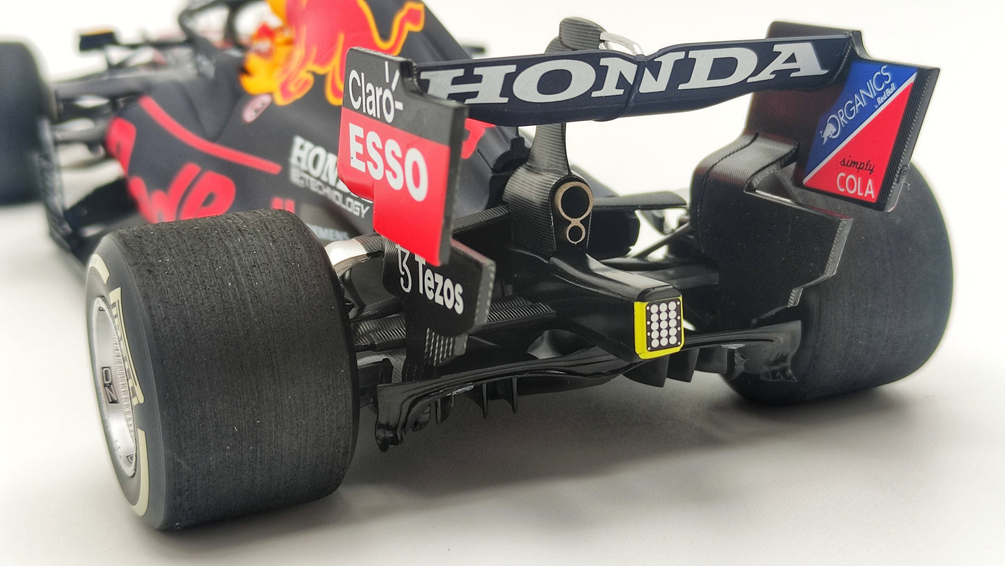 Minichamps Red Bull Honda RB16b Abu Dhabi GP Winner Max Verstappen 1/18 1102017733