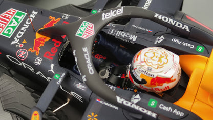 Spark Red Bull Honda RB16b Max Verstappen Winner Abu Dhabi GP 2021 1/12 F1 World Champion 12S032
