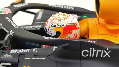 Spark Red Bull Honda RB16b Max Verstappen Winner Abu Dhabi GP 2021 1/12 F1 World Champion 12S032